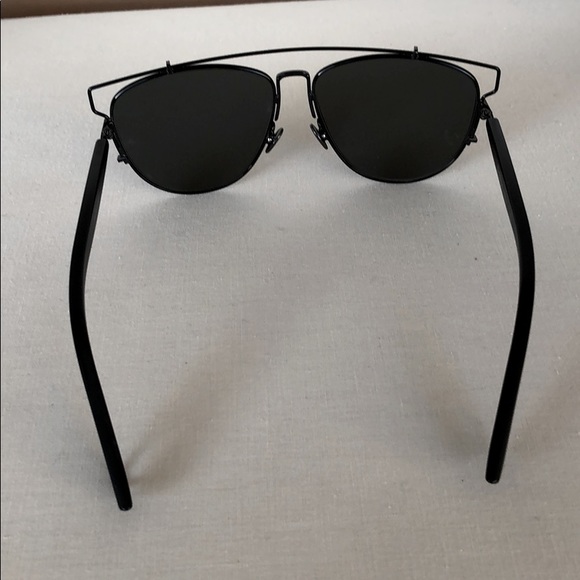 Christian Dior Aviator Sunglasses Black - Picture 6 of 11